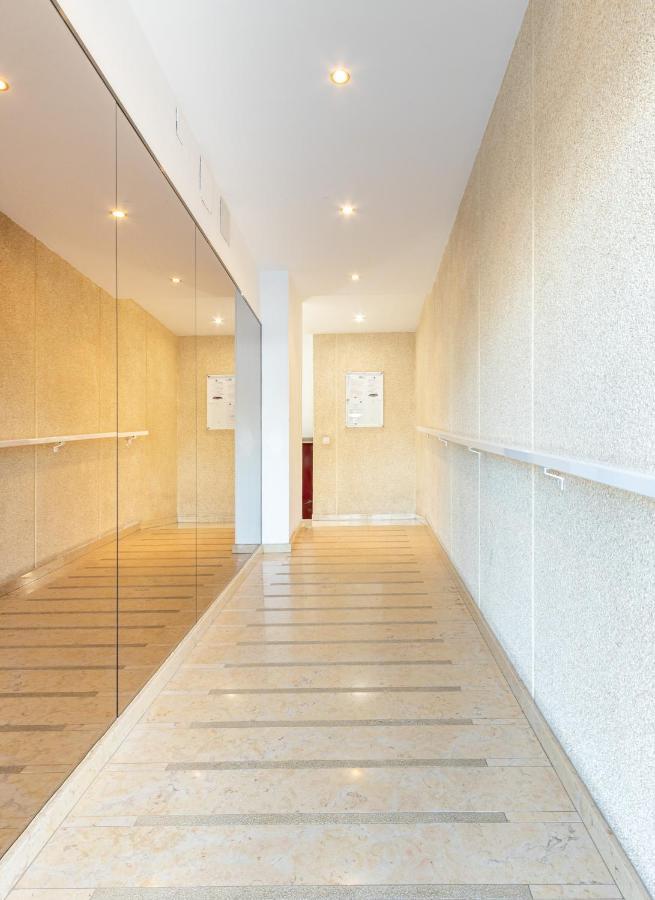 Portobello Apartment Росас Экстерьер фото